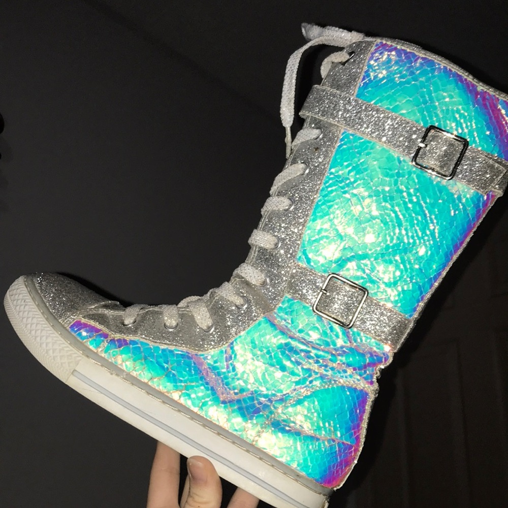 Emo Mermaid HOLO High-top “Converse”🧜🏻‍♀️